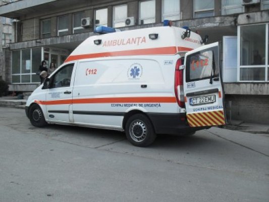 Accident de muncă în Mamaia: un muncitor a fost lovit de cârligul unei macarale